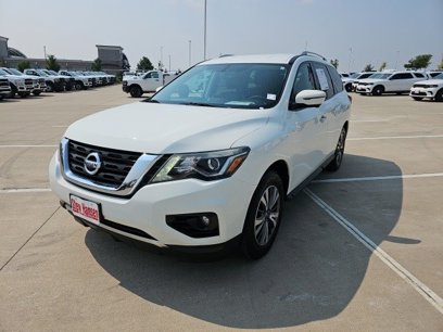 Used 2017 Nissan Pathfinder SL w/ Trailer Tow Package