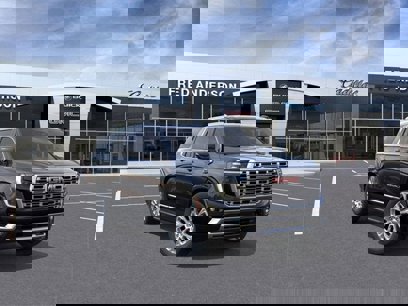 New 2025 GMC Yukon Denali