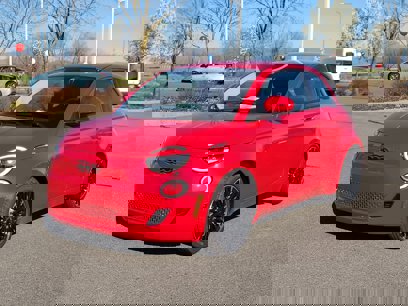 New 2024 FIAT 500 e (RED)