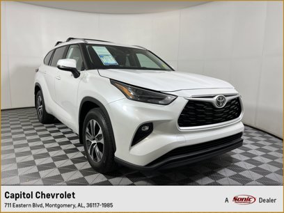Used 2023 Toyota Highlander XLE