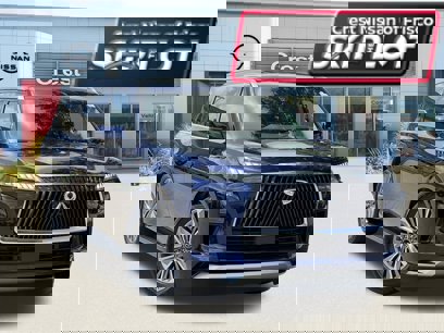 Used 2025 INFINITI QX80 Sensory