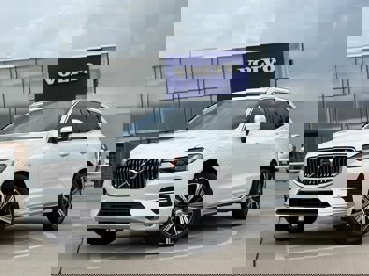 Certified 2023 Volvo XC60 B5 Ultimate w/ Protection Package Premier