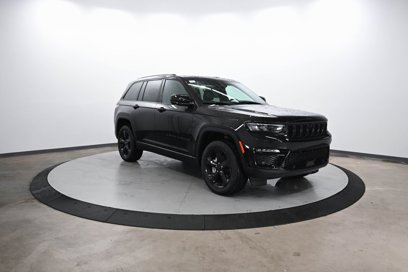 New 2025 Jeep Grand Cherokee Limited w/ Luxury Tech Group II