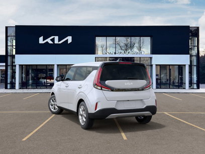New 2025 Kia Soul LX