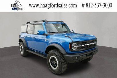New 2024 Ford Bronco Outer Banks w/ Sasquatch Package