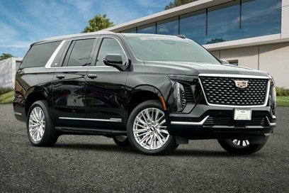 Certified 2025 Cadillac Escalade ESV Premium Luxury