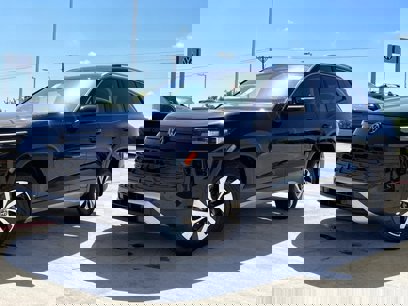 New 2025 Volkswagen Tiguan S
