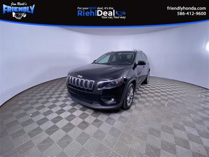 Used 2019 Jeep Cherokee Latitude Plus w/ Comfort/Convenience Group