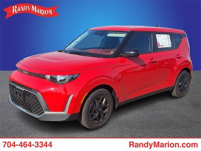 Used 2025 Kia Soul LX w/ Option Group 015