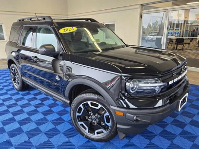 New 2024 Ford Bronco Sport Outer Banks w/ Tech Package