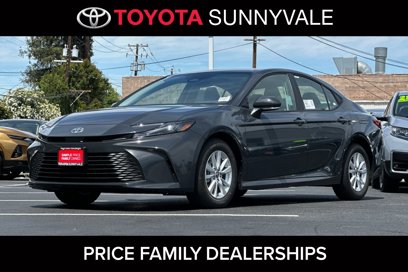 New 2025 Toyota Camry LE
