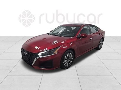 Used 2023 Nissan Altima 2.5 SV