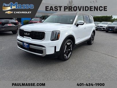 Used 2024 Kia Telluride EX w/ EX Captain's Chair Package