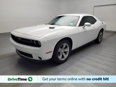 Used 2016 Dodge Challenger SXT