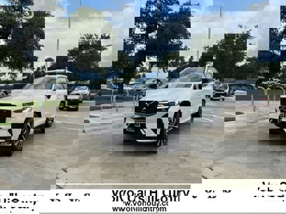 New 2025 Volvo XC60 B5 Plus w/ Protection Package Premier