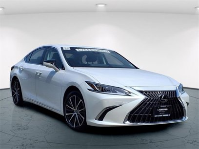Certified 2025 Lexus ES 350 w/ Premium Package