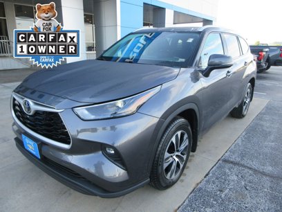 Used 2022 Toyota Highlander XLE