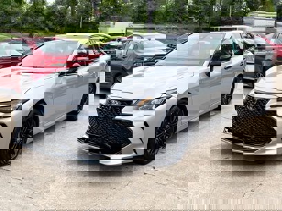 Used 2022 Toyota Avalon XSE