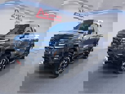 New 2025 Nissan Frontier SL