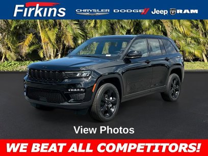 New 2025 Jeep Grand Cherokee Limited w/ Black Appearance Package