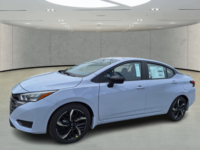 New 2025 Nissan Versa SR w/ Trunk Package