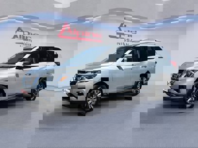 Used 2020 Nissan Pathfinder SV