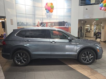 Used 2022 Volkswagen Tiguan SE