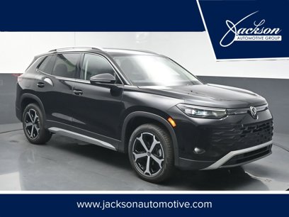 New 2025 Volkswagen Tiguan SE