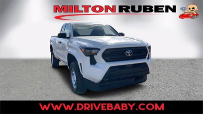 New 2024 Toyota Tacoma SR