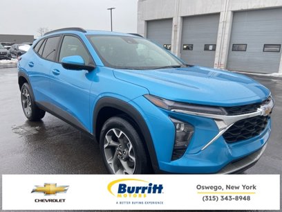 New 2025 Chevrolet Trax LT w/ Sunroof Package