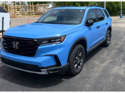 Used 2025 Honda Pilot TrailSport