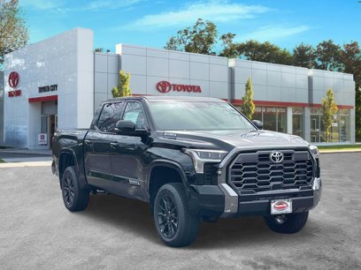 New 2025 Toyota Tundra Platinum w/ TRD Off-Road Package
