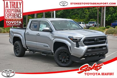 New 2025 Toyota Tacoma SR5
