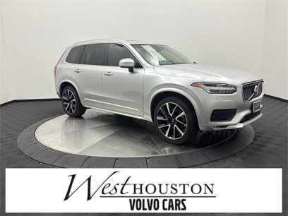 Used 2020 Volvo XC90 T6 Momentum w/ Advanced Package
