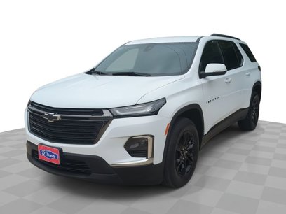 Used 2023 Chevrolet Traverse LT