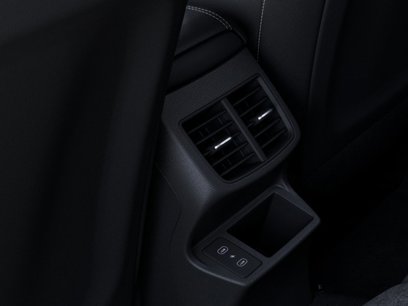 New 2025 Kia Seltos S
