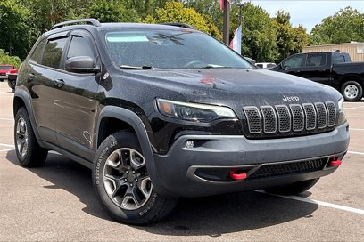 Used 2019 Jeep Cherokee Trailhawk w/ Cold Weather Group