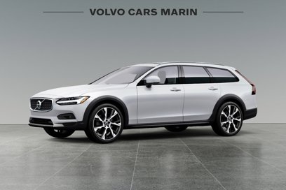 New 2026 Volvo V90 B6 Cross Country Ultra w/ Climate Package