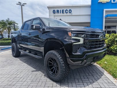 New 2025 Chevrolet Silverado 1500 RST w/ Dark Appearance Package