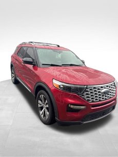 Certified 2020 Ford Explorer Platinum w/ Premium Technology Package