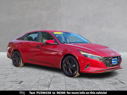 Certified 2023 Hyundai Elantra SEL w/ Preferred Accessory Package