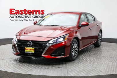 Used 2023 Nissan Altima 2.5 SV w/ SV Premium Package