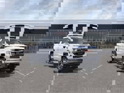 New 2025 GMC Sierra 1500 SLT w/ SLT Premium Plus Package