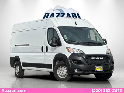 New 2023 RAM ProMaster 2500 w/ Convenience Group