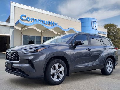 Used 2023 Toyota Highlander L