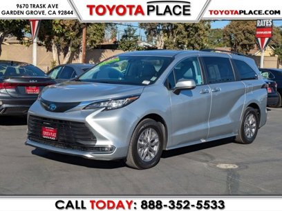 Used 2023 Toyota Sienna XLE