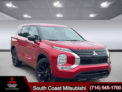 New 2024 Mitsubishi Outlander SE Black Edition