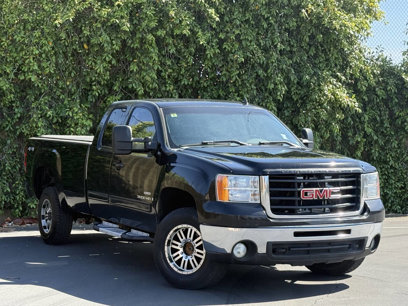 Used 2009 GMC Sierra 3500 SLT w/ SLT Convenience Package