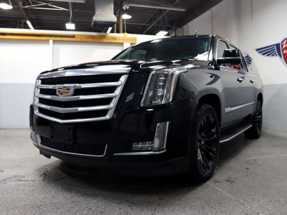 Used 2017 Cadillac Escalade ESV Luxury