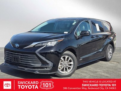 Used 2021 Toyota Sienna LE